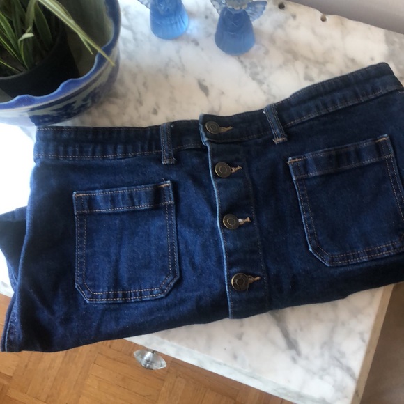 Gap a-line button down denim mini - Picture 2 of 3